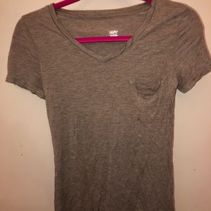 Plain earth toned t-shirt size xs